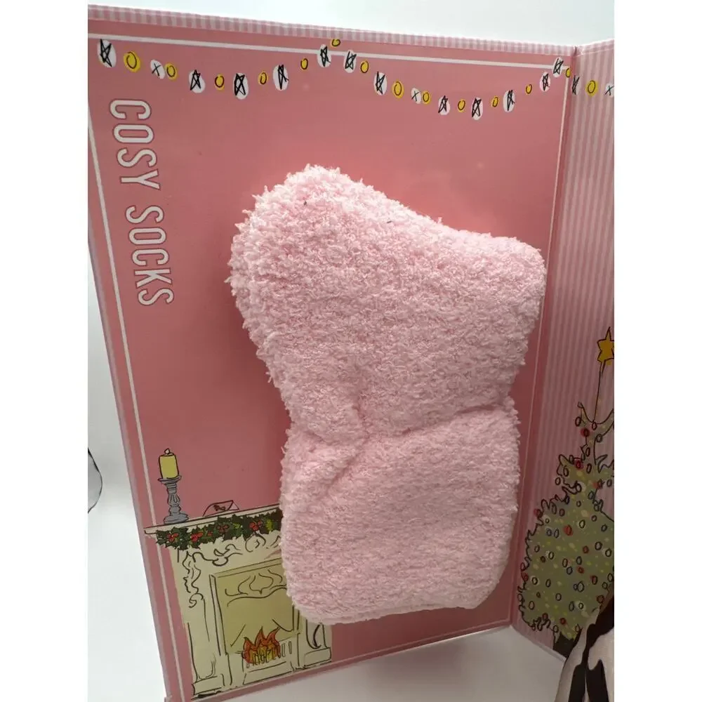 THE VINTAGE COSMETIC COMPANY Tale of a Cosy Christmas Sleep Mask‎ and Socks BNIB
